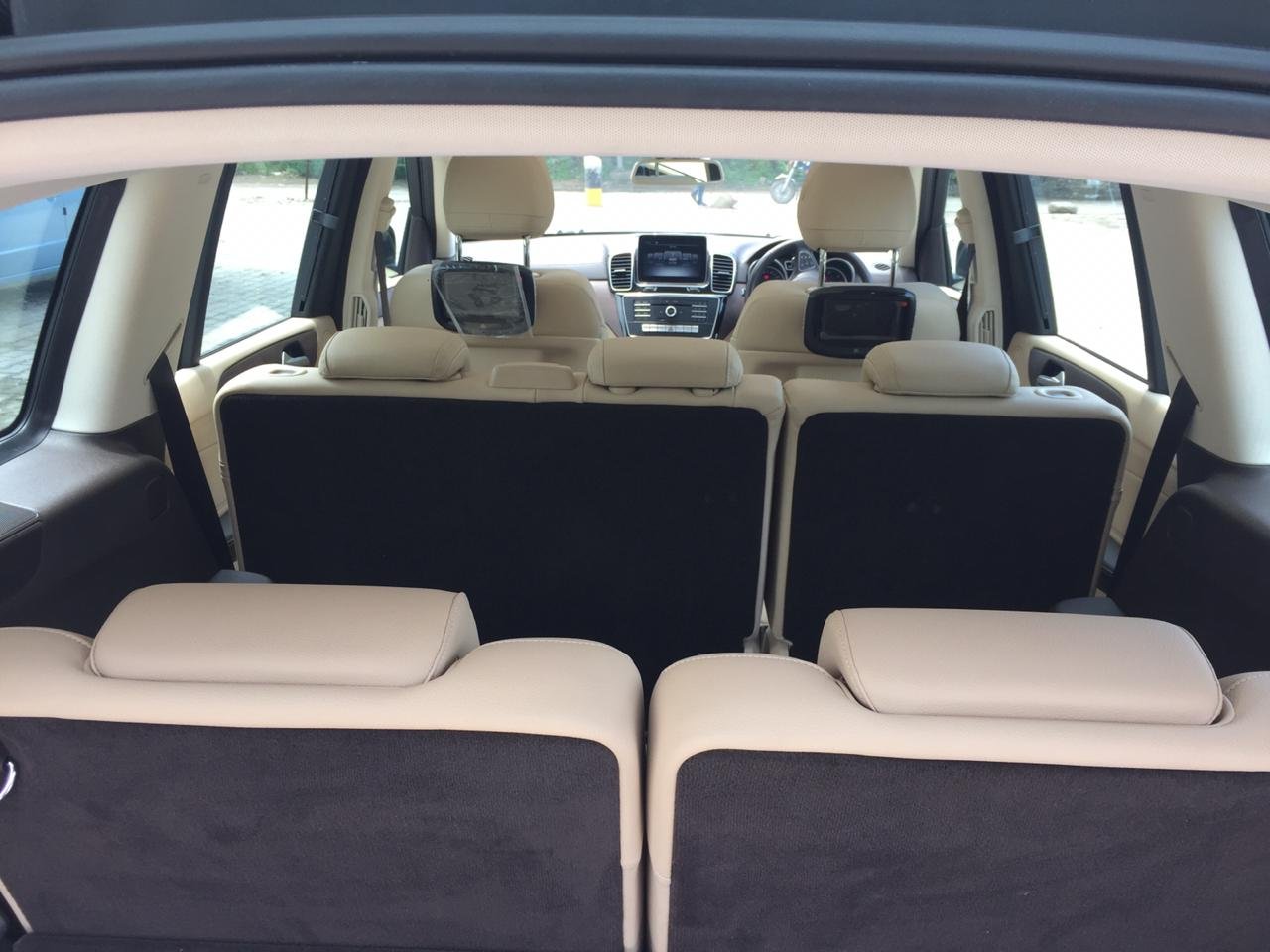 MERCEDES BENZ GLS350D Grand